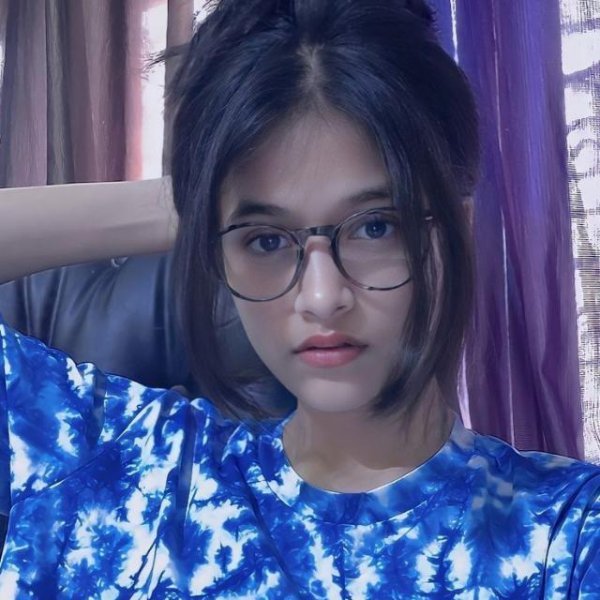 Cute girl ❤️