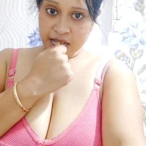 Tamil teacher aunty available ahh